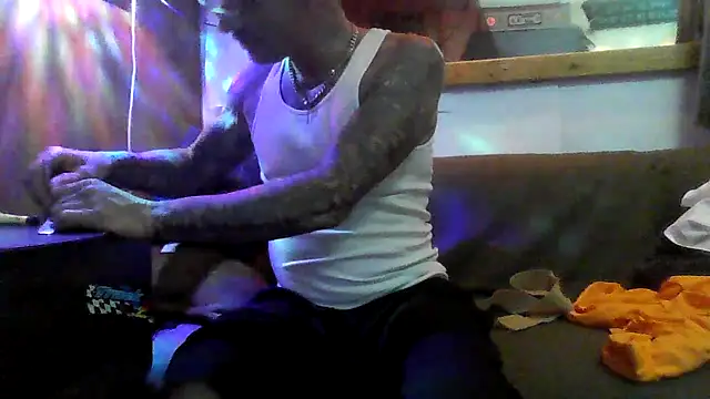 deepstroker42071 online show from April 2026 09:47:01 AM