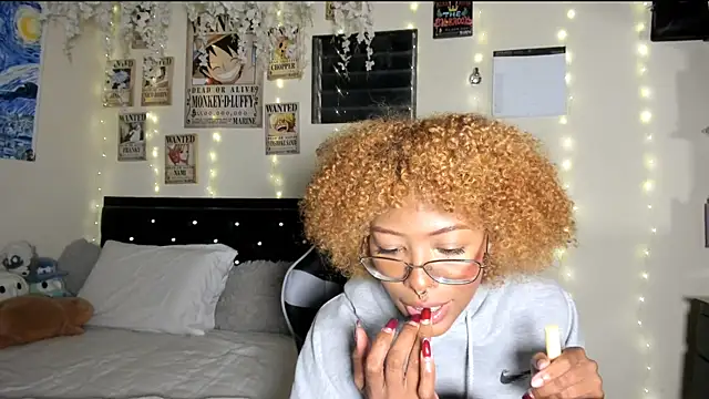 Snapshot of Cristal_Jonas@xh chatting on January 2025 03:26:02 AM Cristal Jonasxh online show from January 2025 03:26:02 AM