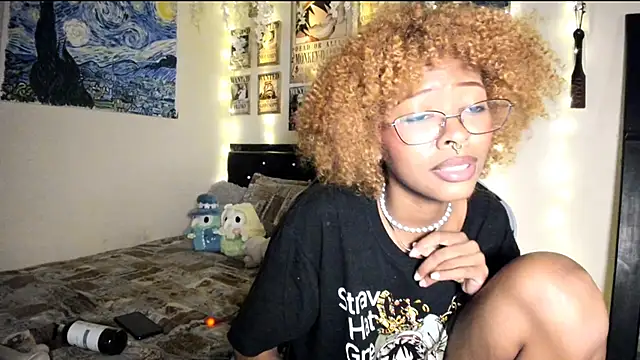 Snapshot of Cristal_Jonas@xh chatting on February 2025 07:56:02 AM Cristal Jonasxh online show from February 2025 07:56:02 AM