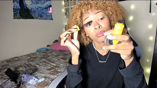 Snapshot of Cristal_Jonas@xh chatting on February 2025 04:31:01 AM Cristal Jonasxh online show from February 2025 04:31:01 AM