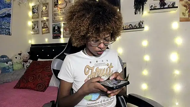 Snapshot of Cristal_Jonas@xh chatting on October 2025 04:54:01 AM Cristal Jonasxh online show from October 2025 04:54:01 AM