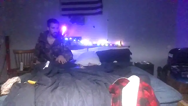 Bi curious86 online show from April 2026 01:52:01 AM