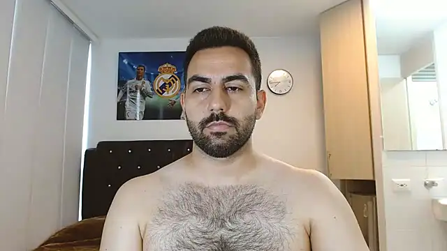 omarmohammedhot2 online show from December 2024 03:00:02 PM