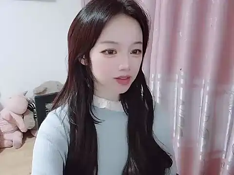 wwcc123 online show from October 2025 03:23:02 PM