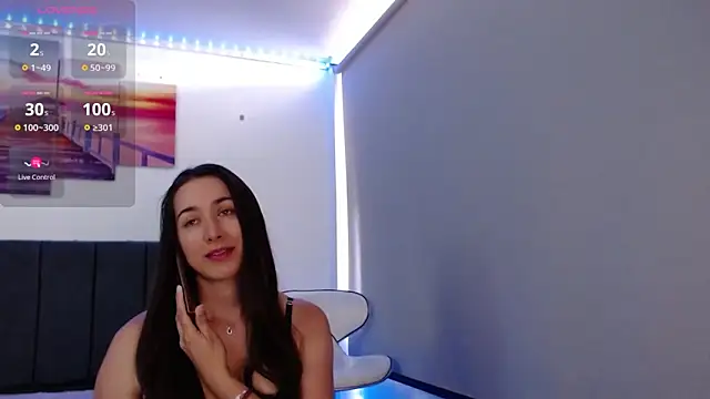 Snapshot of Daniela-hot chatting on January 2025 04:24:01 PM Daniela-hot online show from January 2025 04:24:01 PM