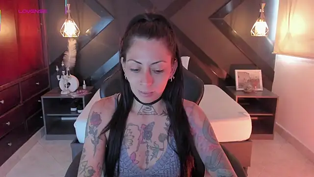 Snapshot of dark_gotica chatting on October 2025 07:12:02 PM dark gotica online show from October 2025 07:12:02 PM