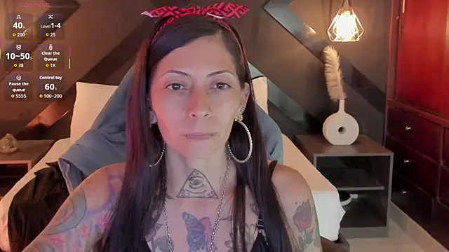 dark gotica online show from April 2026 09:39:33 PM