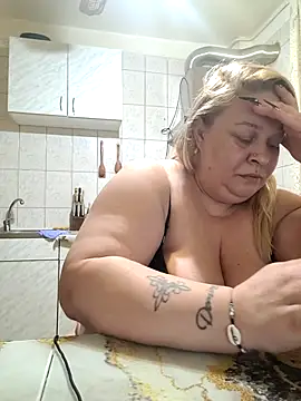 AriannaMilf online show from November 2025 09:37:02 PM