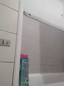 bruna safadinhaa online show from December 2024 03:00:01 PM