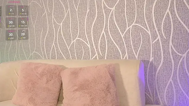 AlessiaCorleone  online show from April 2026 09:37:01 PM