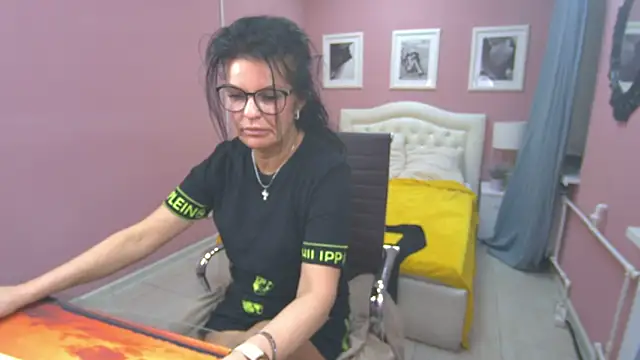 AerysMitch online show from March 2025 08:27:01 PM