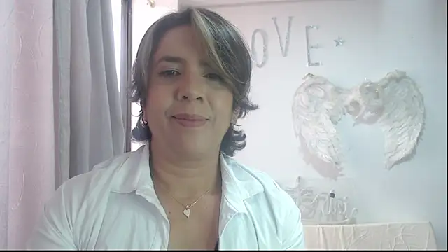 Victoria meester online show from September 2025 03:01:01 PM