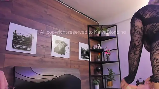 KatyaBlonding online show from September 2025 01:47:01 PM