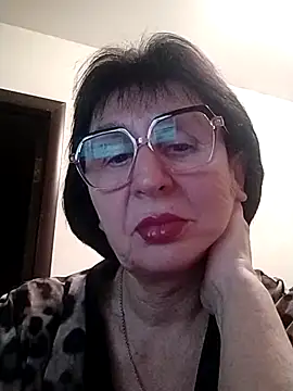 Snapshot of AlbinaXPretty chatting on February 2025 07:20:02 PM AlbinaXPretty online show from February 2025 07:20:02 PM