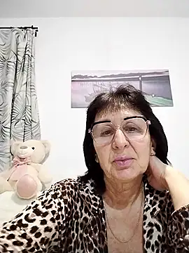 AlbinaXPretty online show from January 2026 10:58:02 PM
