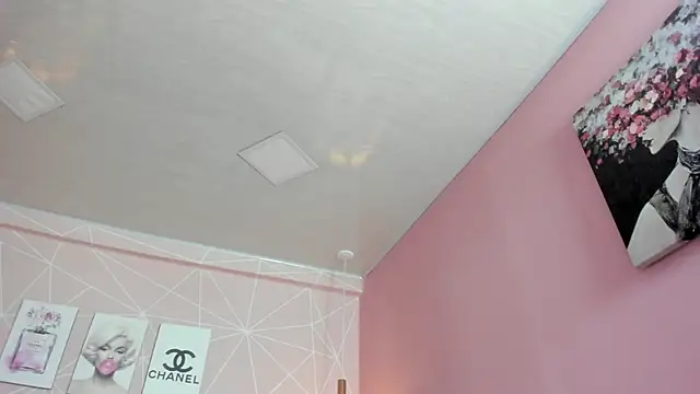 dolly zoe online show from September 2025 09:37:01 PM