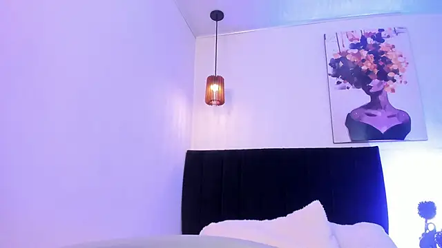 dolly zoe online show from February 2026 06:08:01 AM