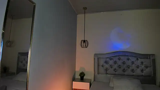 ayshel   online show from January 2026 10:34:02 PM