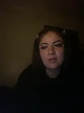 Snapshot of xocrybaby chatting on October 2025 07:53:01 AM xocrybaby online show from October 2025 07:53:01 AM