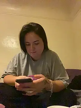 Snapshot of xocrybaby chatting on October 2025 12:31:01 PM xocrybaby online show from October 2025 12:31:01 PM