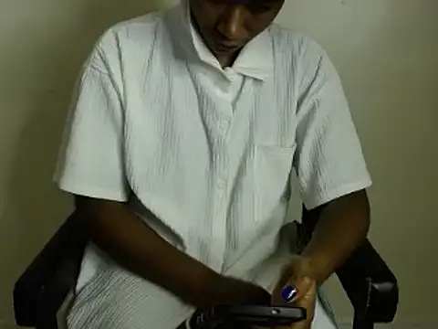 savage laura online show from February 2025 03:19:01 AM