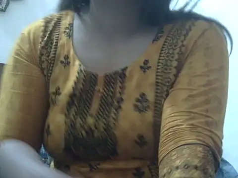 shekira99 online show from March 2026 10:32:01 PM