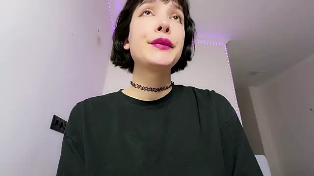 Snapshot of dollmore chatting on December 2024 03:35:01 PM dollmore online show from December 2024 03:35:01 PM