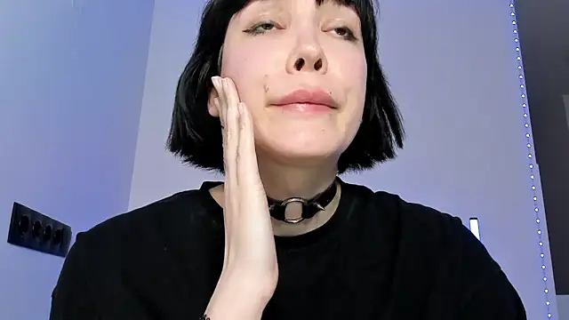 Snapshot of dollmore chatting on January 2025 10:45:01 PM dollmore online show from January 2025 10:45:01 PM