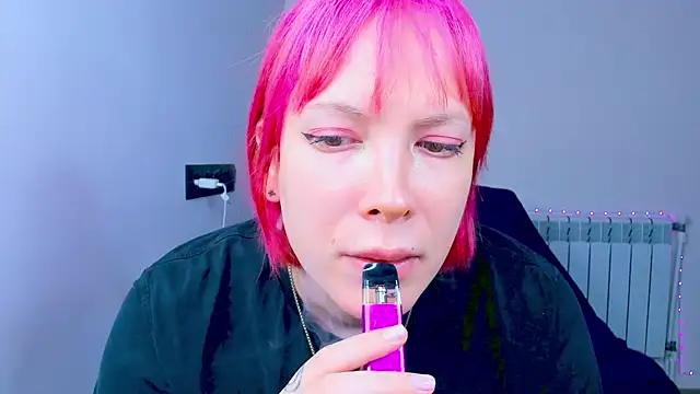 Snapshot of dollmore chatting on October 2025 07:33:02 PM dollmore online show from October 2025 07:33:02 PM