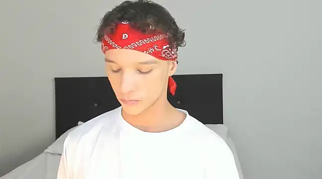 angelcortes online show from March 2025 09:37:01 PM