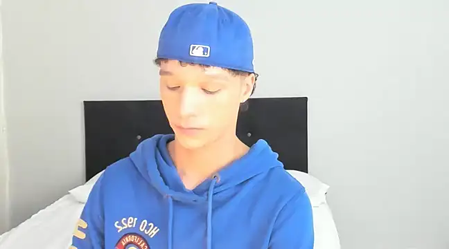 angelcortes online show from March 2025 11:51:01 AM