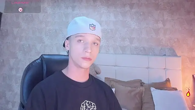 angelcortes online show from January 2026 09:52:01 PM