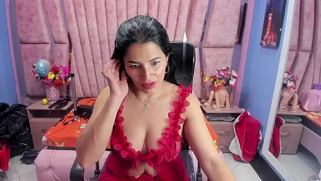 HornySkinny26 online show from November 2025 05:09:02 AM