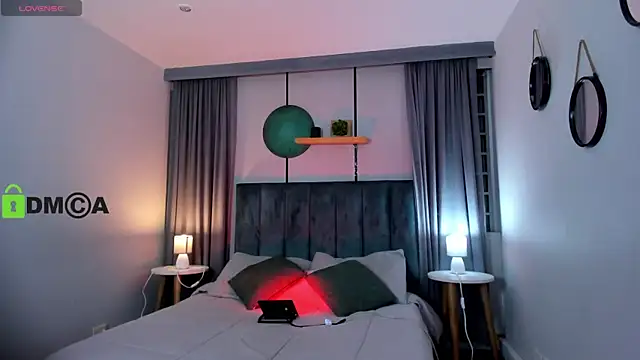 CoralineRicce  online show from October 2025 04:54:01 AM