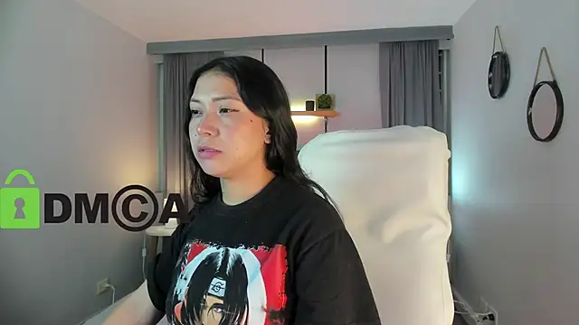 CoralineRicce  online show from October 2025 12:26:01 AM