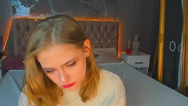DellaRowe online show from December 2024 01:22:02 PM
