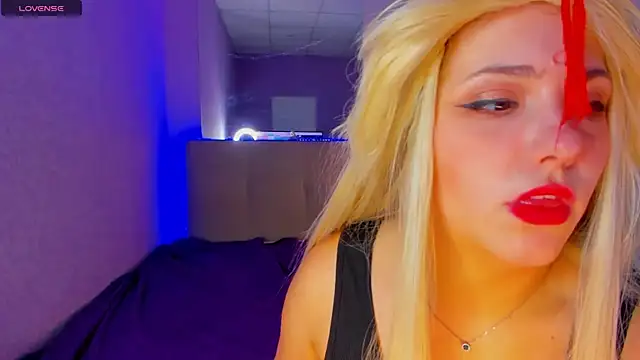 DellaRowe online show from November 2025 01:43:01 PM