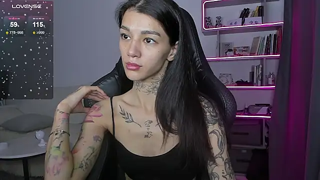 vinkitinkii online show from December 2024 04:58:02 AM