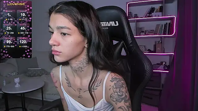 vinkitinkii online show from December 2024 06:22:01 AM