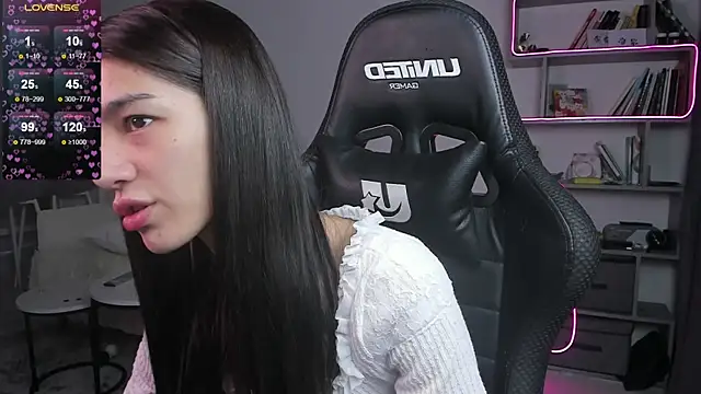 vinkitinkii online show from February 2025 06:57:01 AM