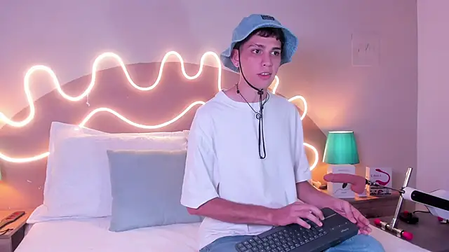 Jasson smit online show from October 2025 07:34:01 PM