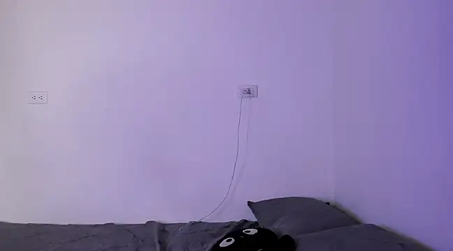 yungelitamor  online show from December 2024 05:52:02 AM