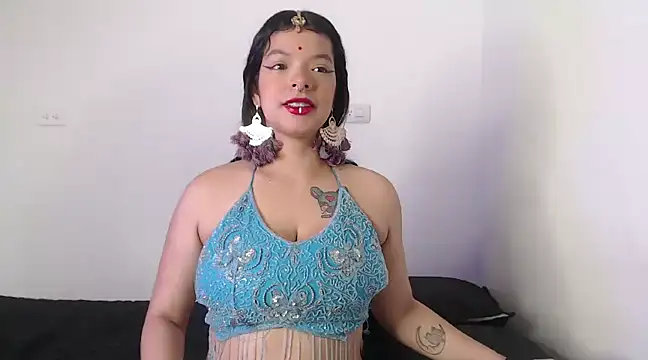 yungelitamor  online show from January 2025 05:13:01 AM