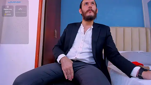 jeanpiere  online show from October 2025 03:11:01 PM