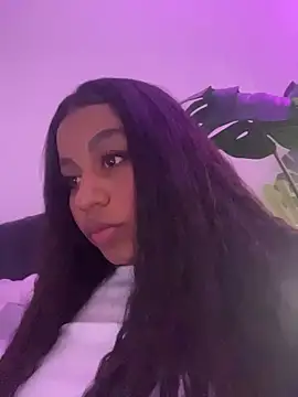 charlotteeruss online show from February 2026 06:20:02 AM