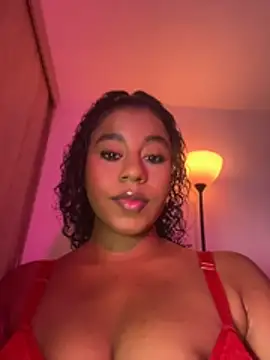 Snapshot of charlotteeruss chatting on July 2026 10:47:01 PM charlotteeruss online show from July 2026 10:47:01 PM
