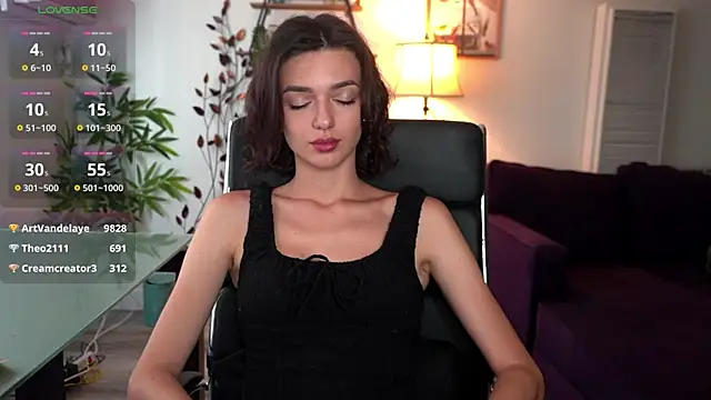 Snapshot of olivia_jeas chatting on June 2026 12:46:02 AM olivia jeas online show from June 2026 12:46:02 AM