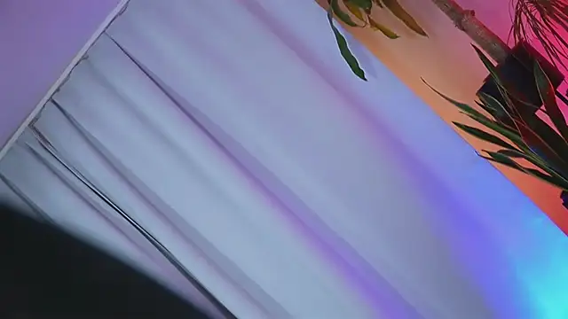 hotmilfbitch online show from March 2025 02:10:01 AM