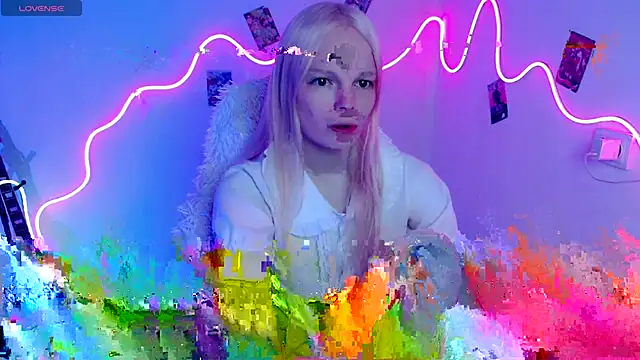 Emily Nyaffee online show from October 2025 08:42:02 AM