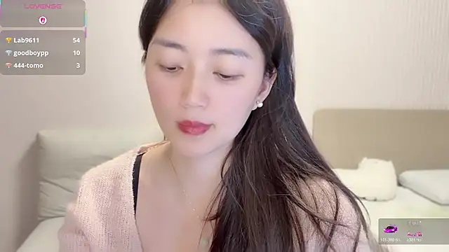 A-xena online show from October 2025 02:56:02 PM